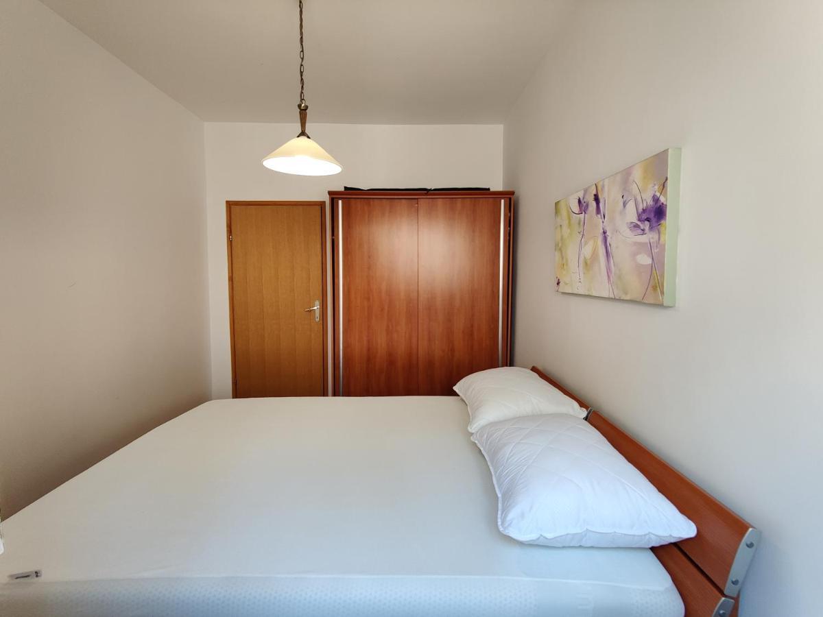 Biuk Apartments Novi Vinodolski Extérieur photo