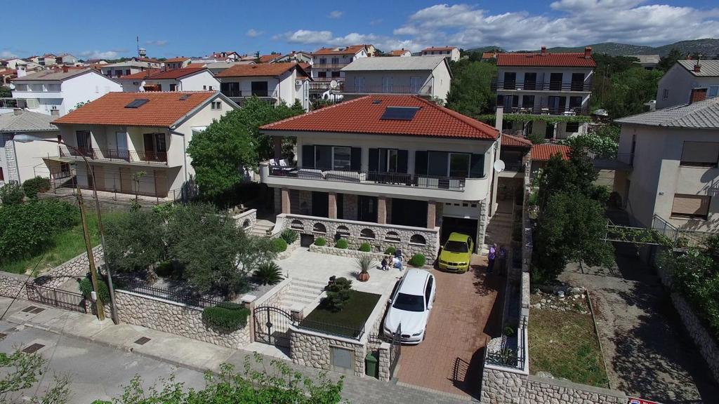 Biuk Apartments Novi Vinodolski Extérieur photo